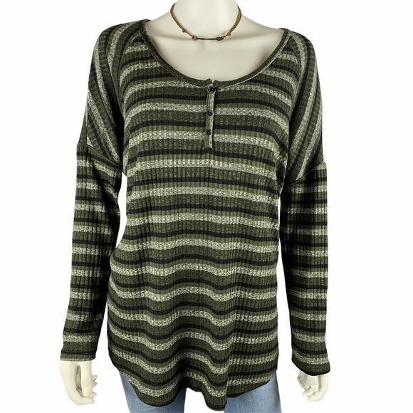 Lush Tops - LUSH Camo Striped Thermal Henley XL